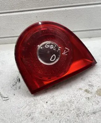 Volkswagen Golf V Tailgate rear/tail lights 1K6945094