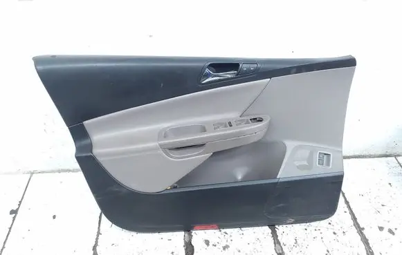 Volkswagen PASSAT B6 Front door card panel trim 3C1867011DC