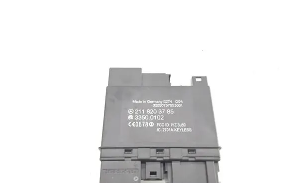 Mercedes-Benz E W211 Keyless (KESSY) go control unit/module A2118203785 33500102