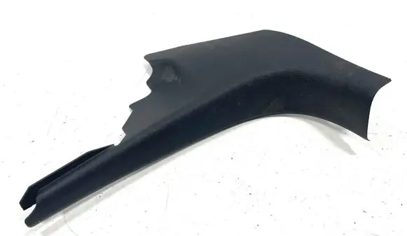 Foot area side trim