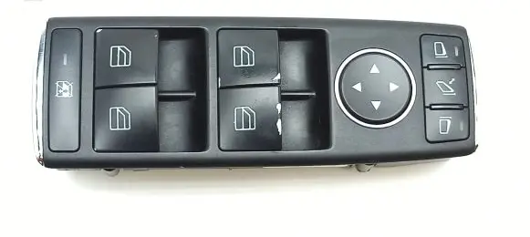 Mercedes-Benz C W204 Electric window control switch A2048703558 03139401