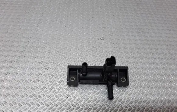 Fuel pressure sensor