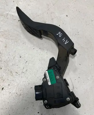 Audi A4 S4 B6 8E 8H Accelerator throttle pedal 6PV00837501 8E1721523A