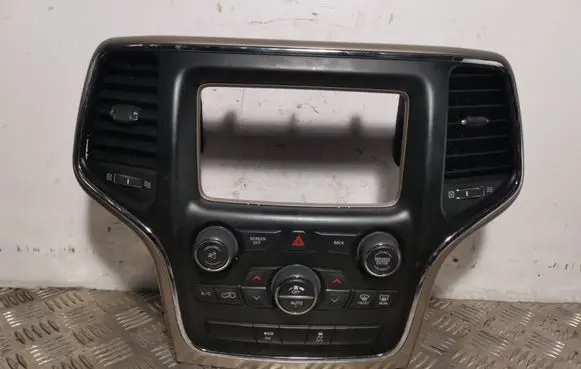 Jeep Grand Cherokee Climate control unit P05091838AF32951039