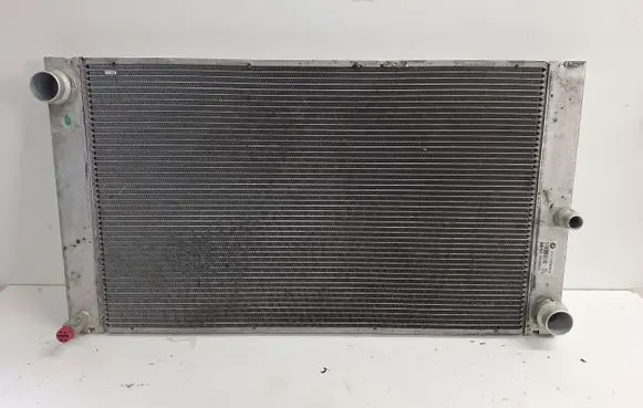 BMW 5 E60 E61 Coolant radiator 17117795878