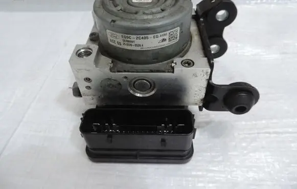 Ford Mondeo MK V ABS control unit/module EG9C-2C405-EG