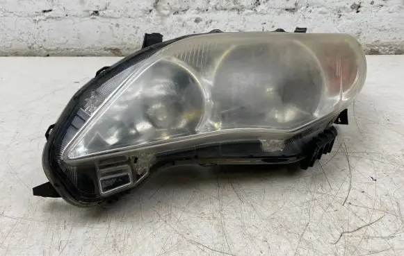 Toyota Corolla E140 E150 Headlight/headlamp