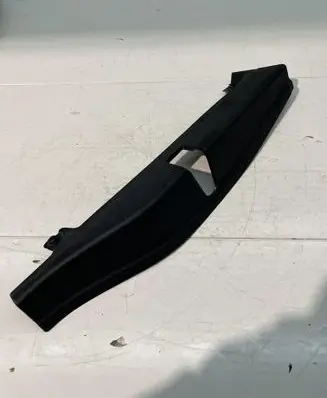 Mercedes-Benz S W221 Other front door trim element A2217280256