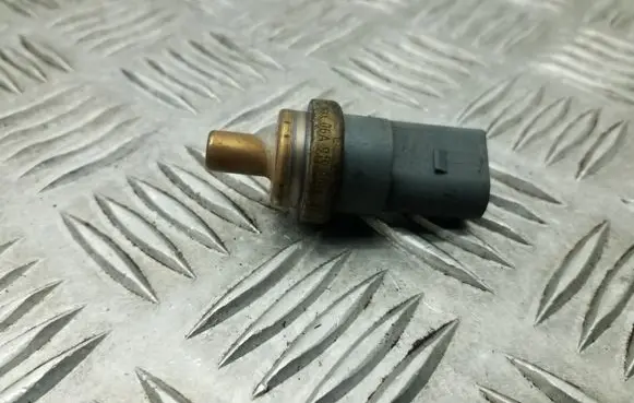 Audi A3 S3 A3 Sportback 8P Coolant temperature sensor 06A919501A