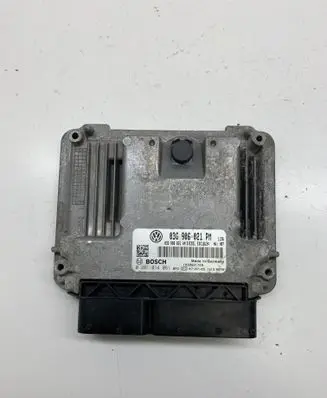 Volkswagen Golf V Engine control unit/module 03G906021PM 0281014061