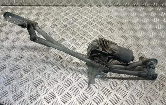 BMW 7 F01 F02 F03 F04 Front wiper linkage and motor 7305561
