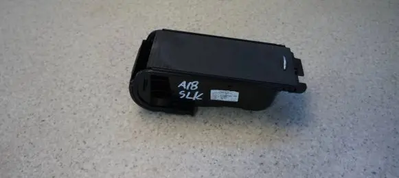 Mercedes-Benz SLK R172 Cup holder A1726800352