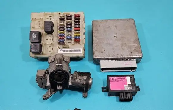 Ford Focus Engine control unit/module ECU 1S4F-12A650-ED IMPRK1492432
