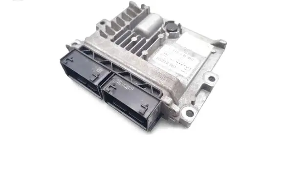 Ford Mondeo MK V Engine control unit/module DS71-12B684-XB 28520342 FS7A-12A650-CVH