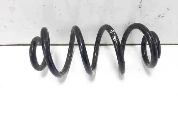 Audi A4 S4 B9 8W Rear coil spring