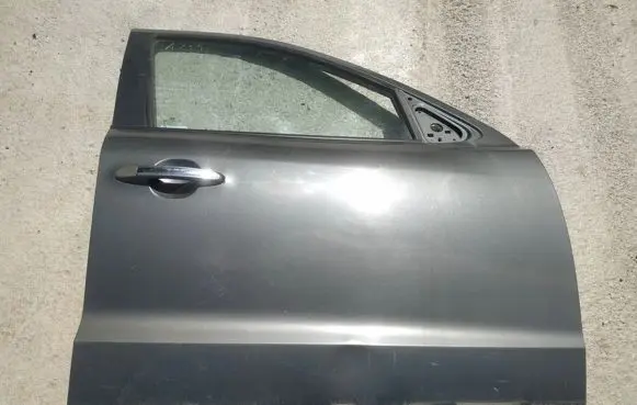 Hyundai Santa Fe Front door pilkos