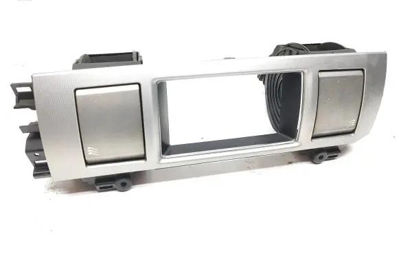 Radio/GPS head unit trim