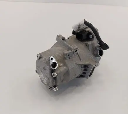 Nissan Leaf II (ZE1) Air conditioning (A/C) compressor (pump) 926005SA0C