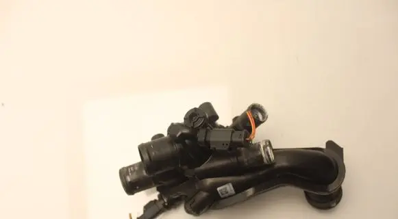 Opel Astra H Thermostat/thermostat housing 9810916880