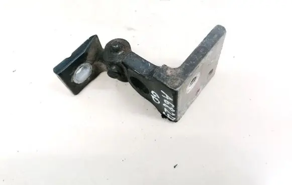 Audi A4 S4 B5 8D Rear door lower hinge