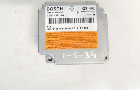 Mercedes-Benz E W211 Airbag control unit/module 0285010146 2118701185