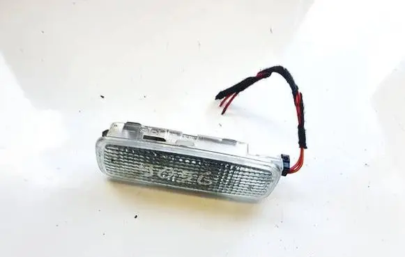 Audi A5 8T 8F Other interior light 4d0947105a