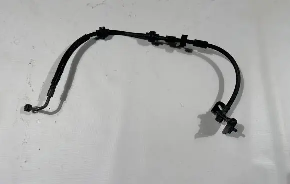 Brake vacuum hose/pipe