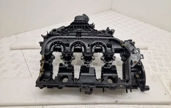 Peugeot 508 RXH Intake manifold 9674394480