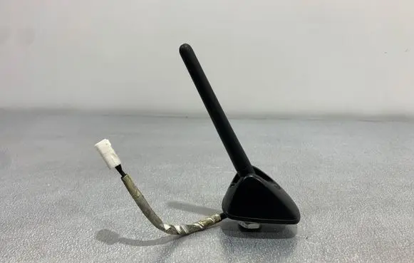 Toyota Prius (XW30) Radio antenna V308998C