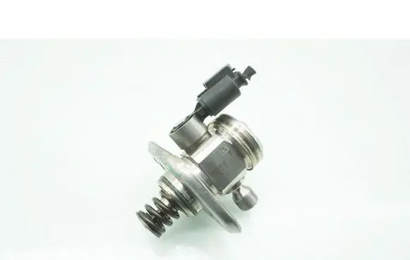 Mercedes-Benz A W177 Fuel injection high pressure pump A2820700001