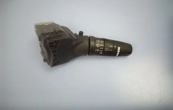 Nissan Terrano Wiper control stalk 25260 AV770
