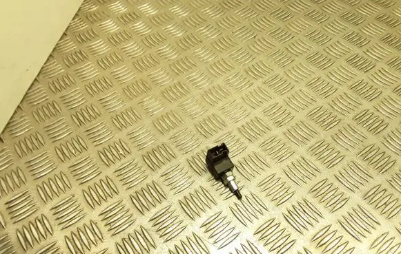 Clutch pedal sensor