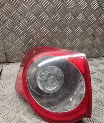 Volkswagen PASSAT B6 Rear/tail lights