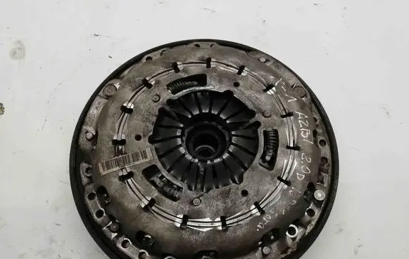 BMW X1 E84 Clutch set kit 763846502 7638465