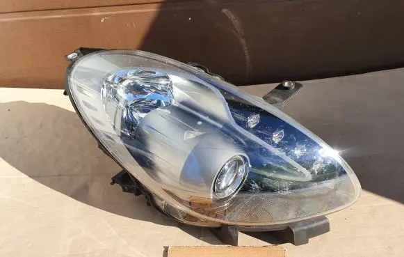 Alfa Romeo Giulietta Headlight/headlamp 00505530710