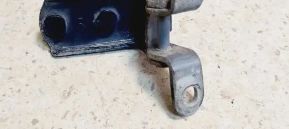 Toyota Yaris Rear door upper hinge