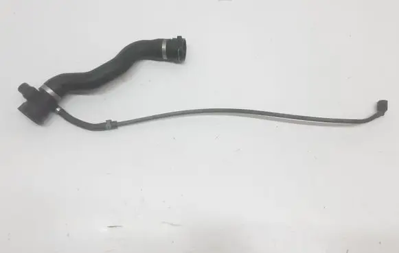 BMW 5 F10 F11 Engine coolant pipe/hose 7619684