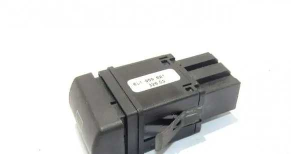 Windscreen/window heater switch