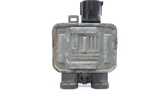 Coolant fan relay