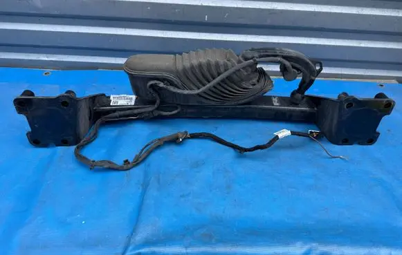 Audi Q8 Tow bar 4M8803881E