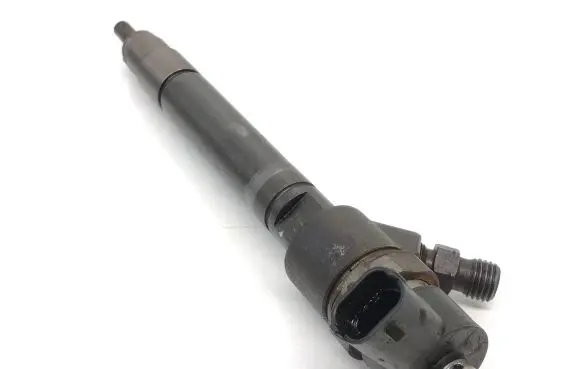 Volvo S60 Fuel injector 0445110251 30750283