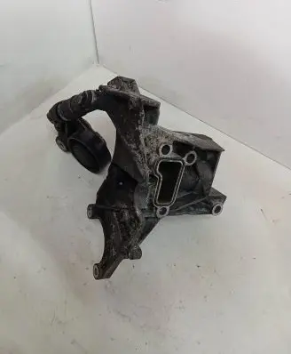 Audi Q7 4L Engine mounting bracket 059145169AA