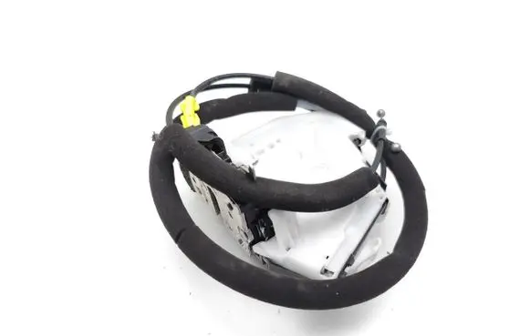 Nissan Qashqai J12 Rear door lock 825006UE0A