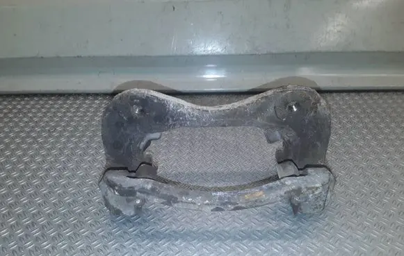 KIA Sportage Front Brake Caliper Pad/Carrier
