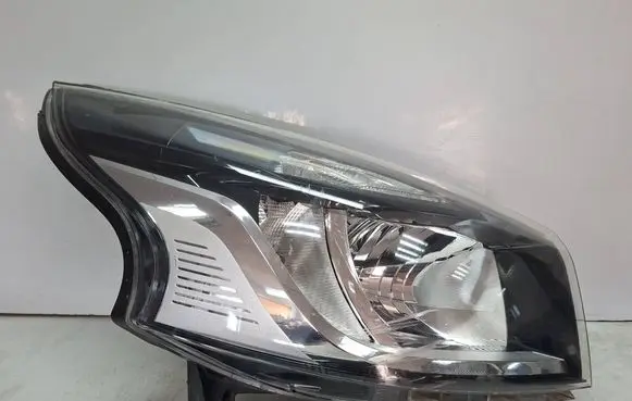 Renault Trafic III (X82) Headlight/headlamp S27647180 260109424R
