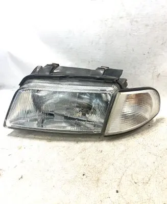 Audi A4 S4 B5 8D Headlight/headlamp 029667 029668