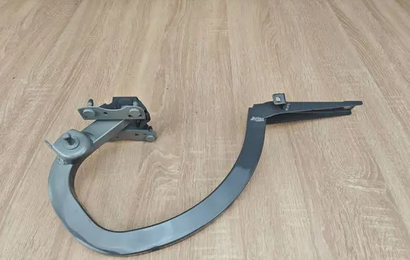 BMW 5 G30 G31 G38 Tailgate/trunk/boot hinge 7366397