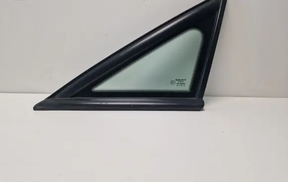 Seat Altea Front triangle window/glass 5P0845411