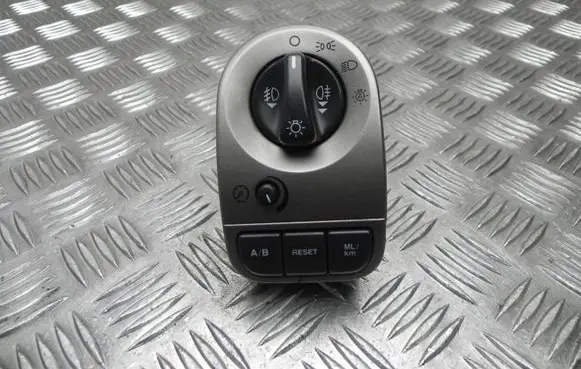 Jaguar X-Type Light switch 9X4311654GA T4429