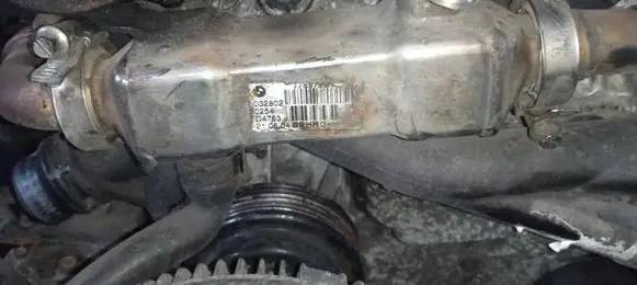 BMW 7 E65 E66 EGR valve cooler 7789790